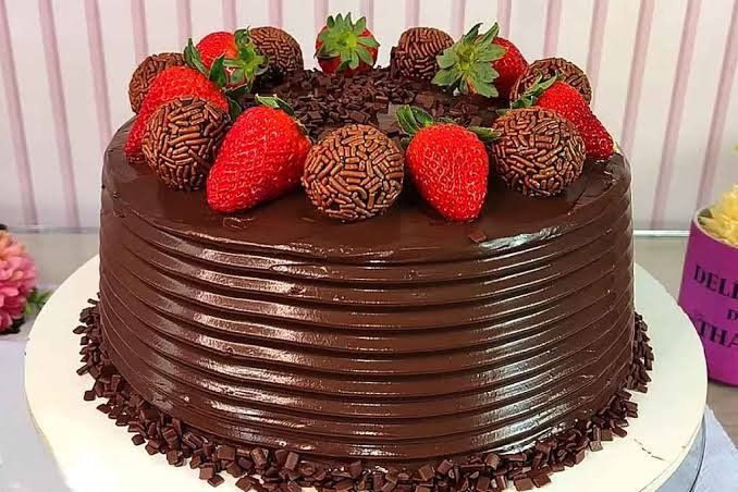 Bolo caseirinho com ganache